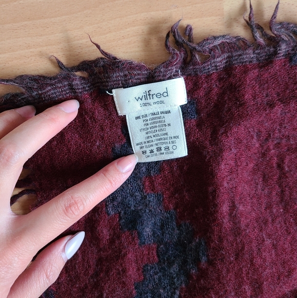 Wilfred Diamond Mosaic Blanket Scarf - Picture 5 of 9